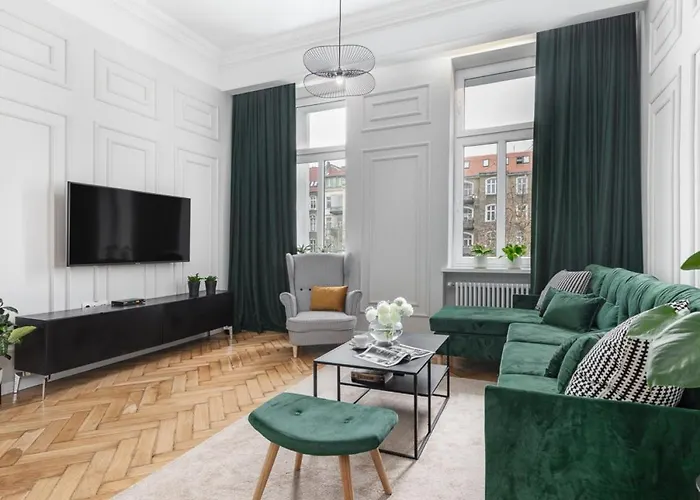Kazia Apartment In My Center